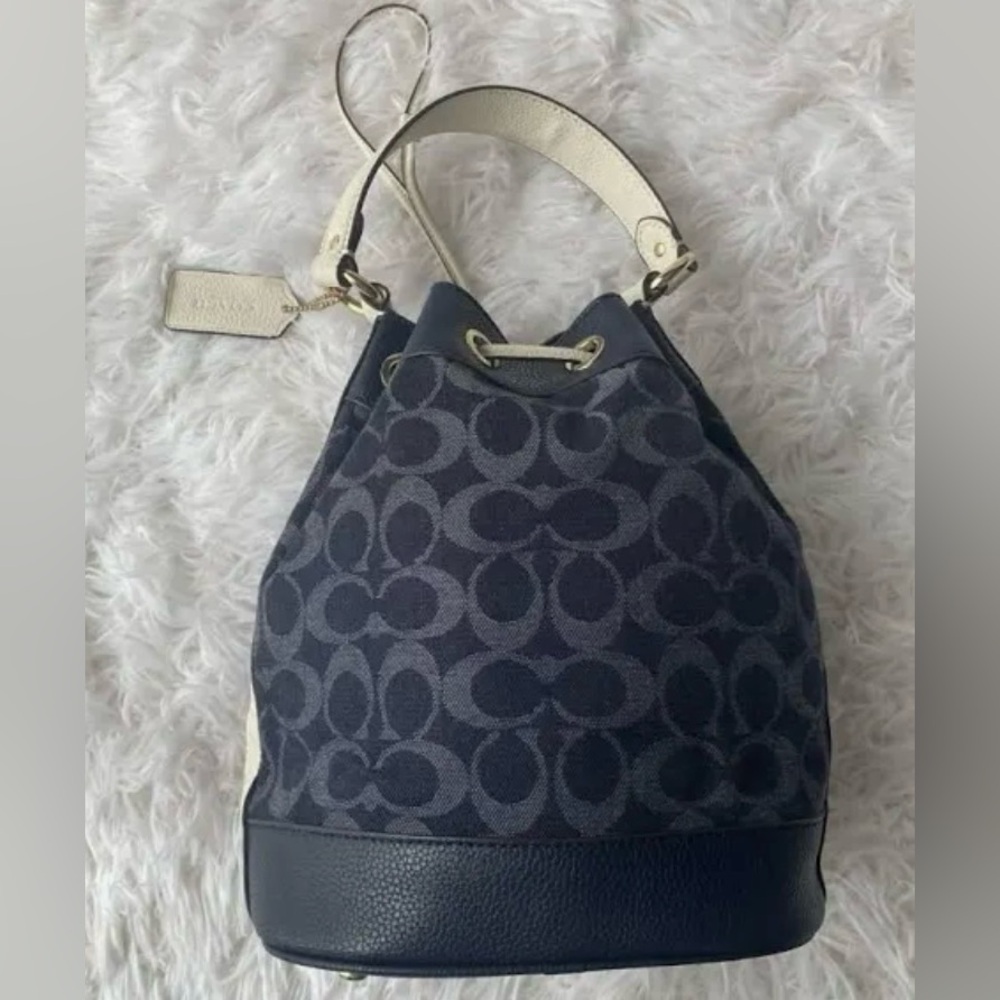 ๐๐ Coach Denim Blue Pride Dempsey Bucket Bag ๐๐ - Picture 11 of 13